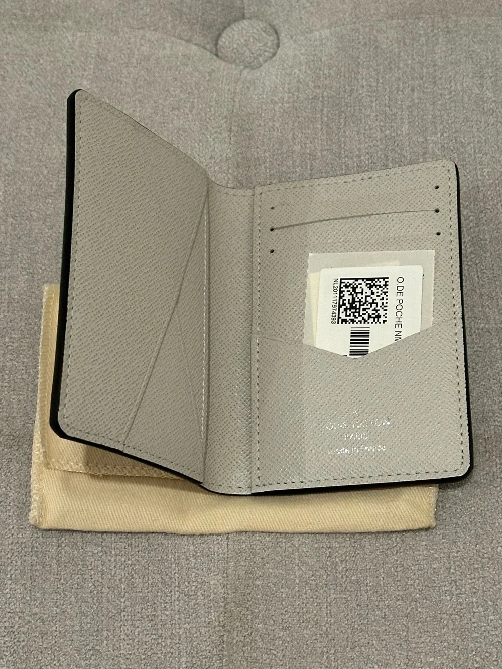 Louis Vuitton Taigarama Pocket Organizer